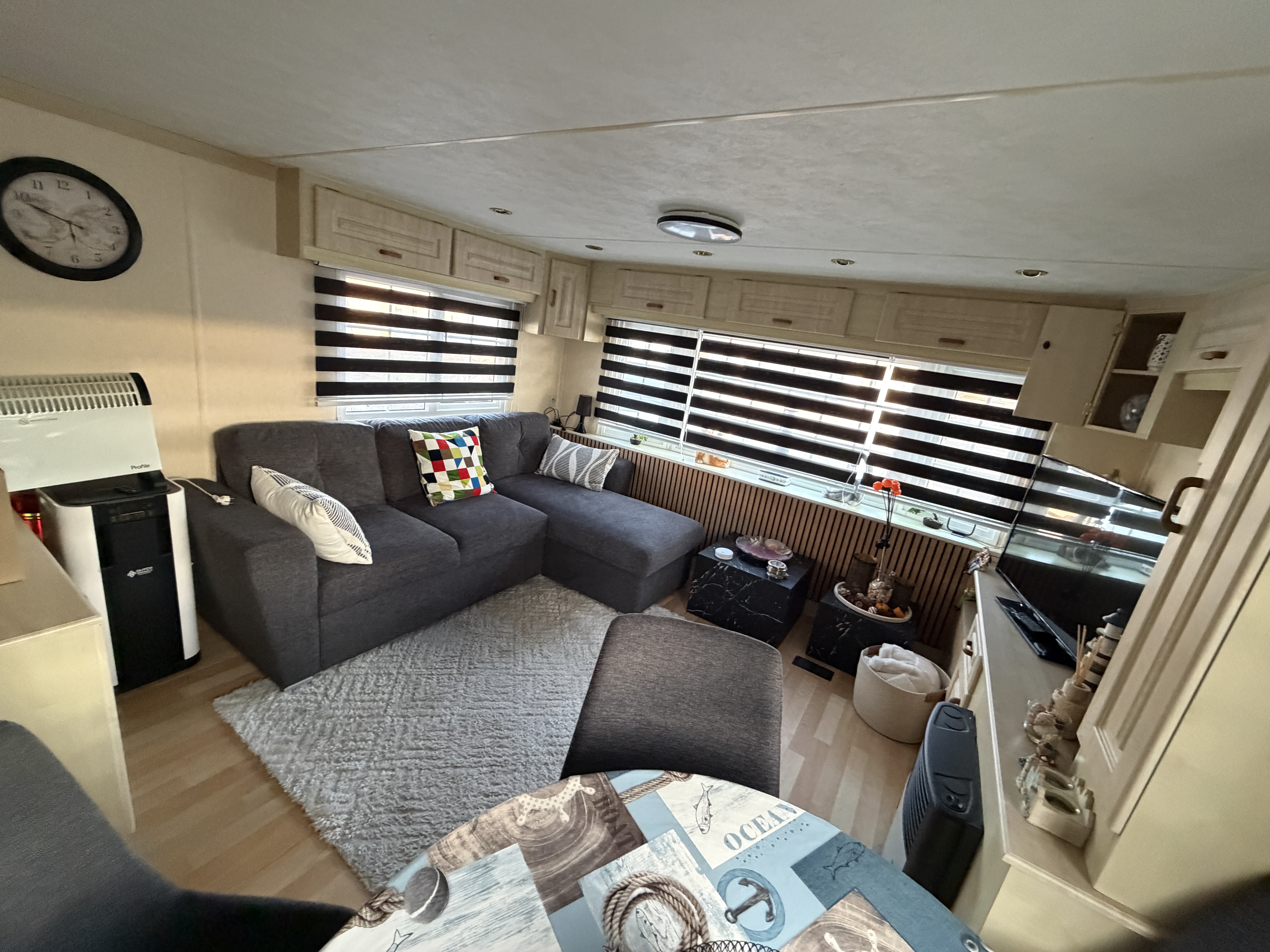 Rodeo Caravan - Instapklare en goed onderhouden sta-caravan